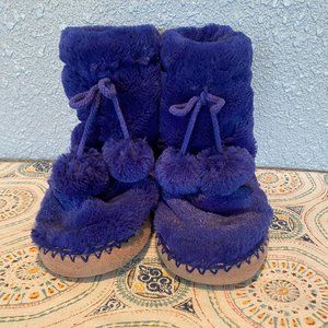 Girls XXL (5/6) Old Navy Purple Slipper Boots